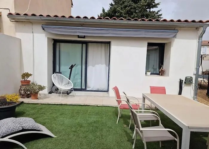 Rognac Centre Au Calme Maison Entiere 5 Couchages Et Jardin
